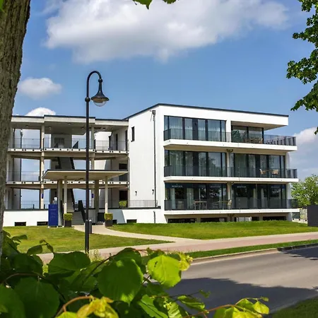 In The Marem Ritz Marina Waren An Der M Ritz * Βάρεν