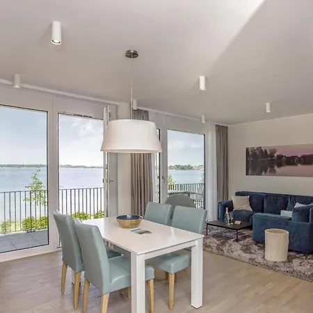 In The Marem Ritz Marina Waren An Der M Ritz *